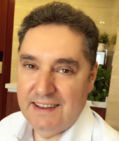 Medjdoub Améziane Medjdoud, conseiller de la présidente